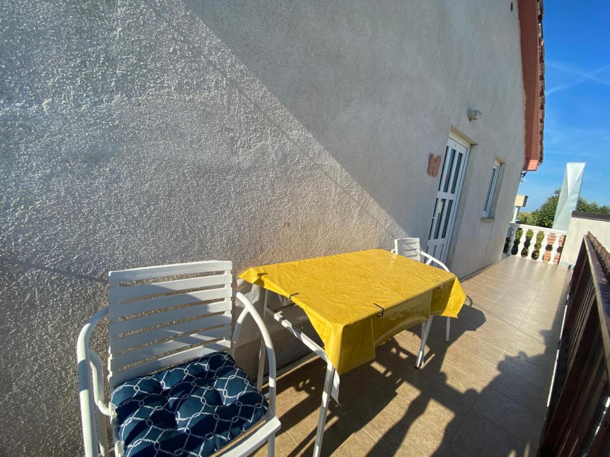 Villa Sabina - Apartments Kroatien Ražanac Esterno foto