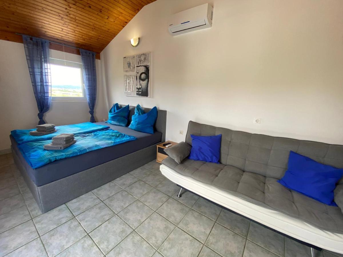 Villa Sabina - Apartments Kroatien Ražanac Esterno foto